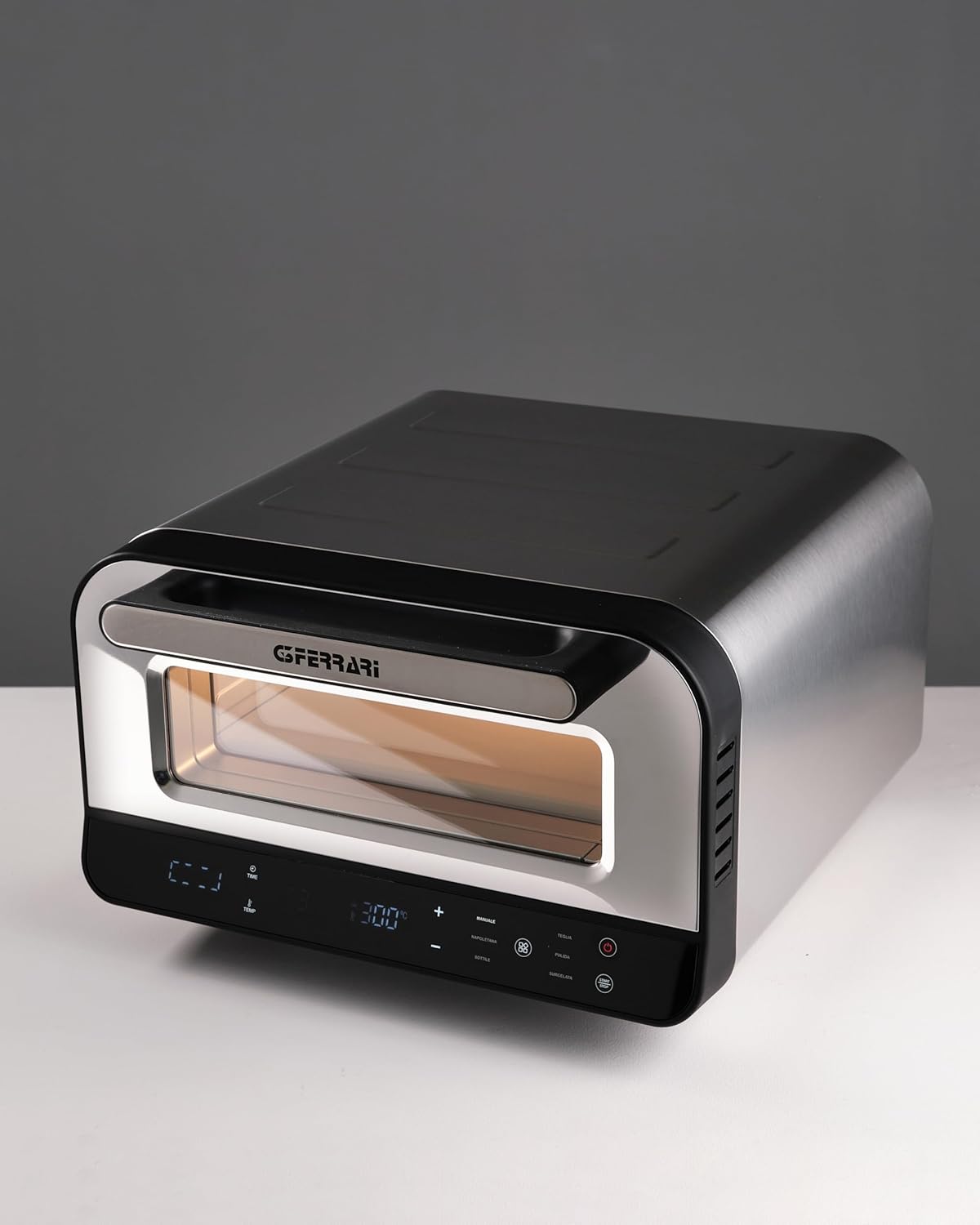 G3 Ferrari G10204 Pizza Pro 2 Minuti, 1700 W, Raggiunge fino 450°C, Pareti fredde,Cottura in 2 minuti, Display digitale con 6 programmi, Pietra refrattaria, Accessori e ricettario inclusi, Grigio/Inox