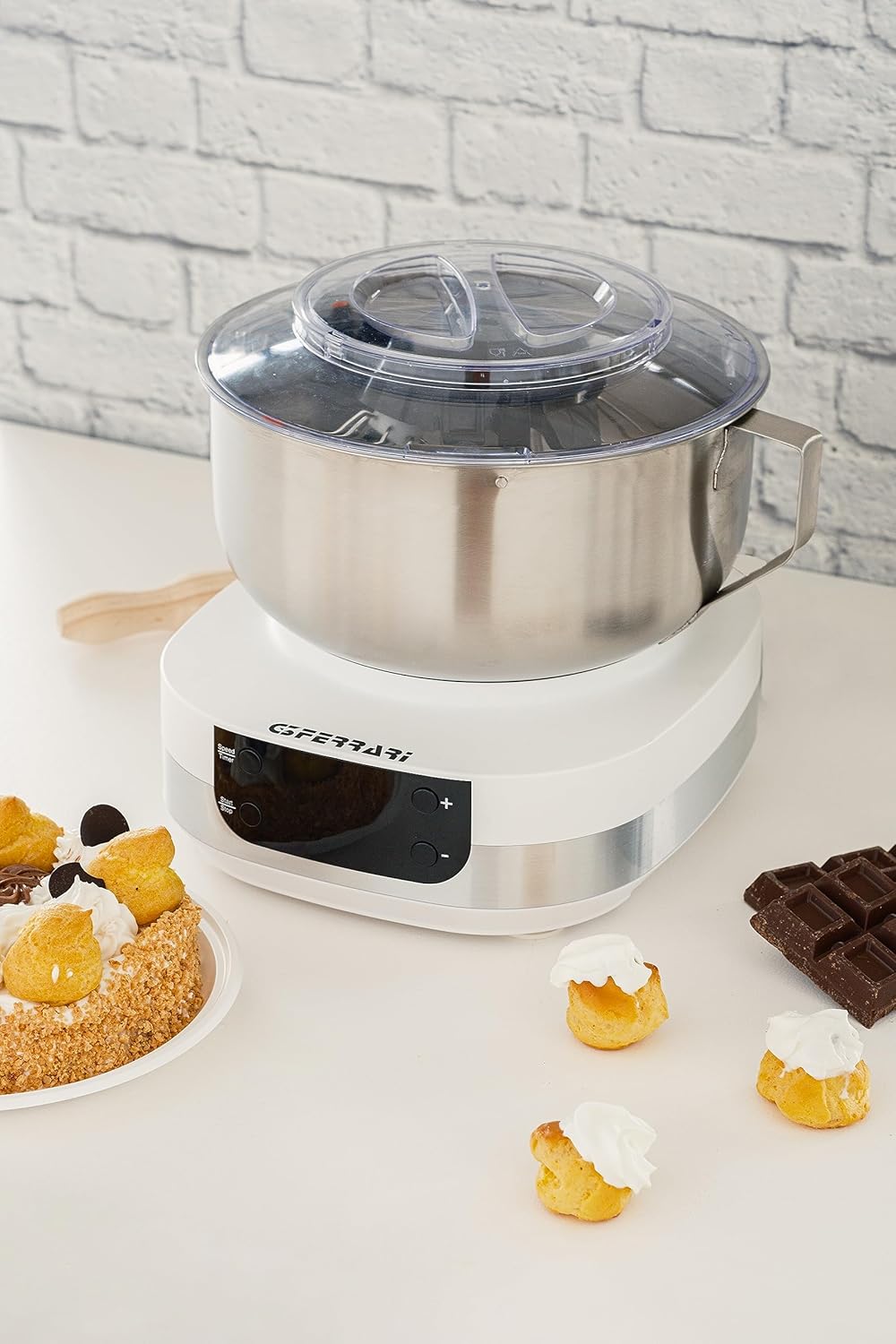 G3 Ferrari G20145 Impastatrice Planetaria Pastaio Gourmet, 1500 Watt, 5 Litri, Ciotola Inox con maniglia, Display digitale, 5 velocità, Timer, Ricettario incluso